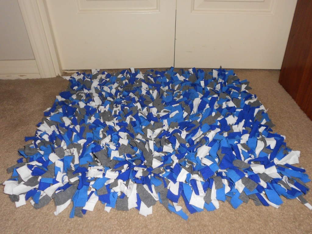 DIY T-Shirt Shag&nbsp;Rug