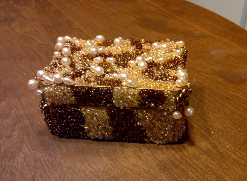 Decorate a Jewelry&nbsp;Box
