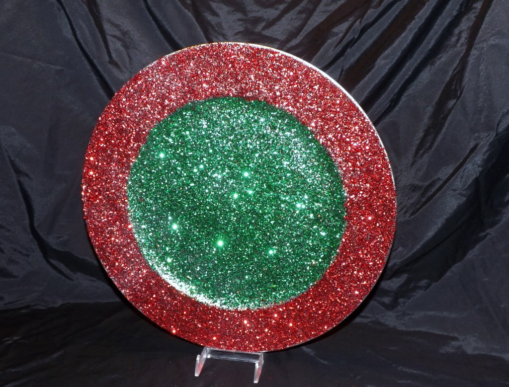 Holiday Glitter Charger&nbsp;Plate