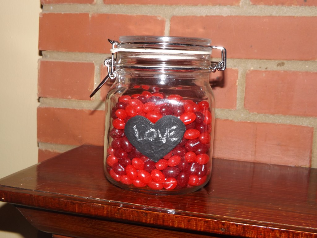 Glass Jar with Chalkboard Paint&nbsp;Label