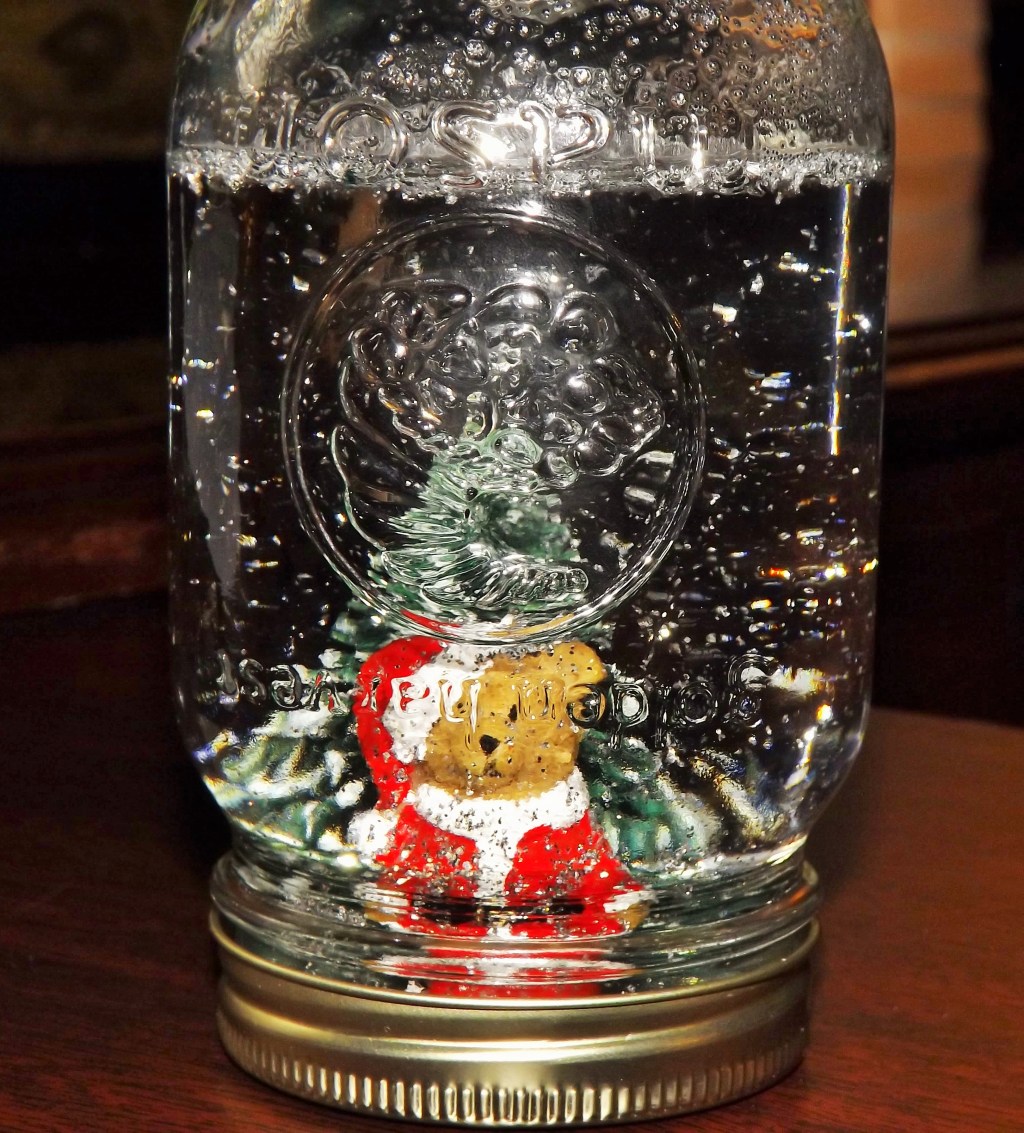 Mason Jar Snow&nbsp;Globe