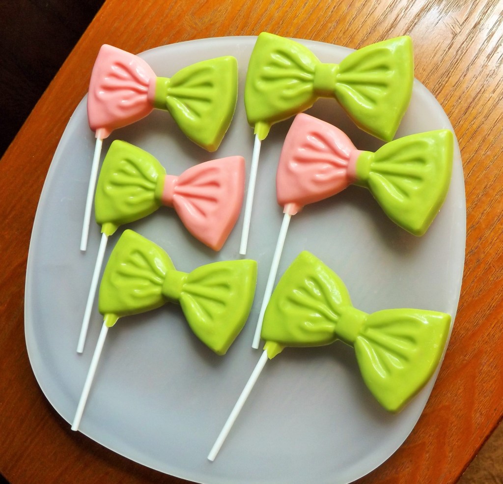 DIY Lollipops and&nbsp;Popsicles