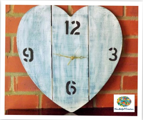 DIY Rustic Heart&nbsp;Clock
