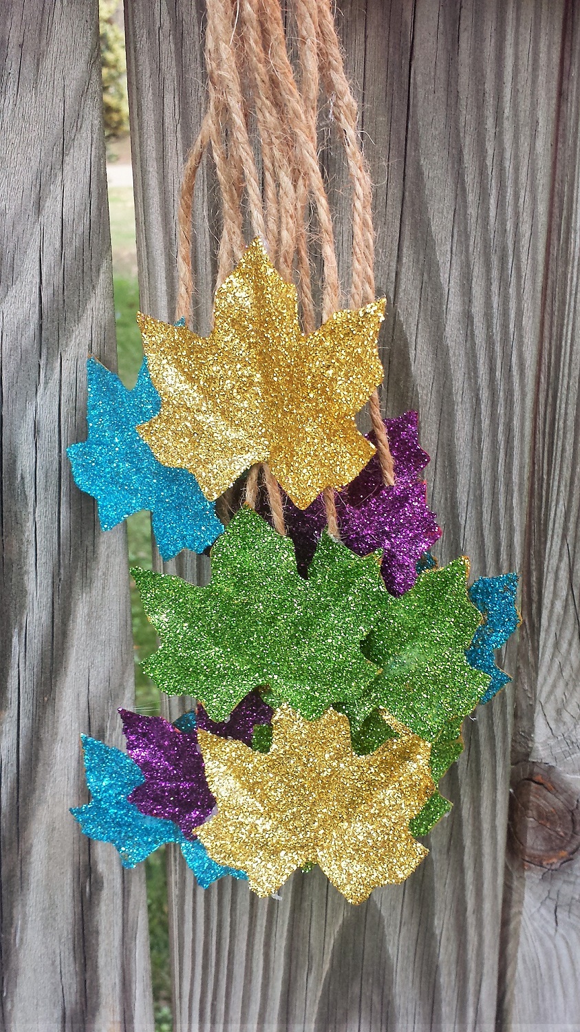 Glittered Leaves Door&nbsp;Hanger