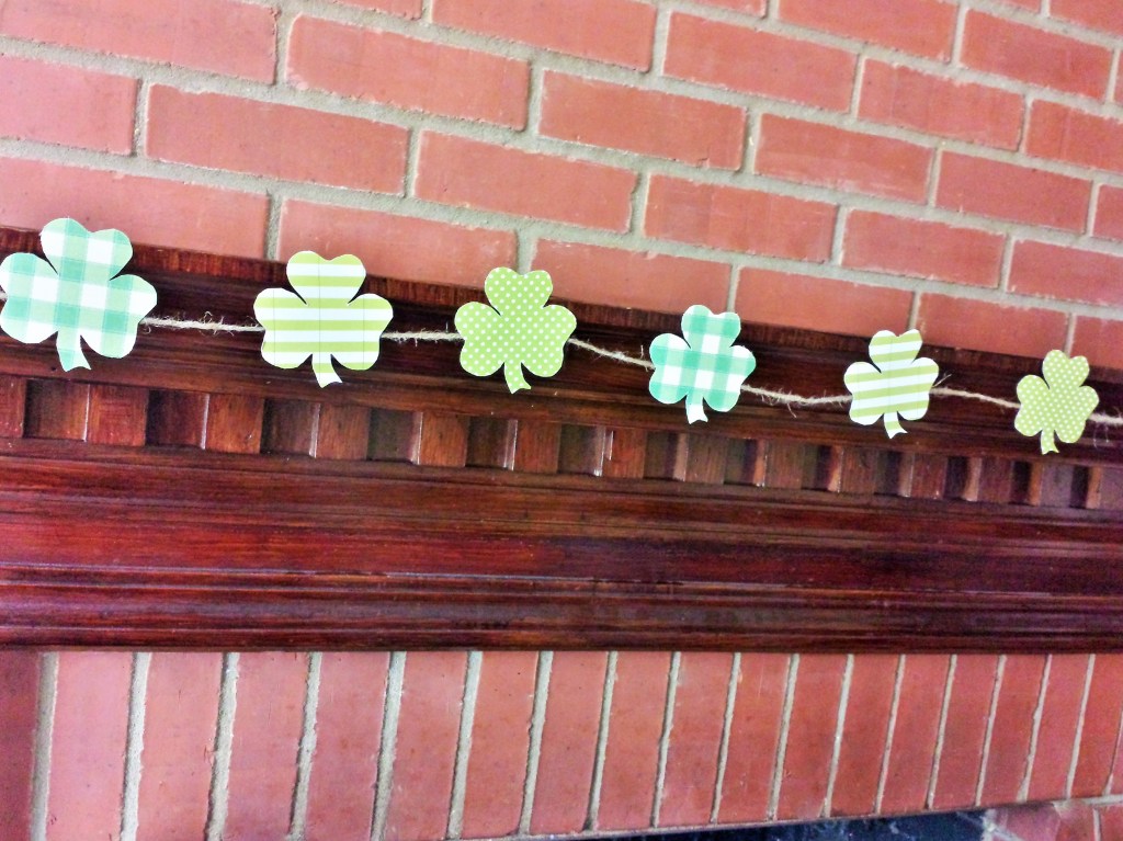 DIY Shamrock Garland
