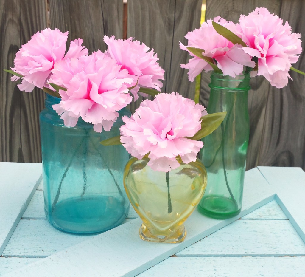 Craft Roundup: Crafting with Glass Bottles and&nbsp;Jars