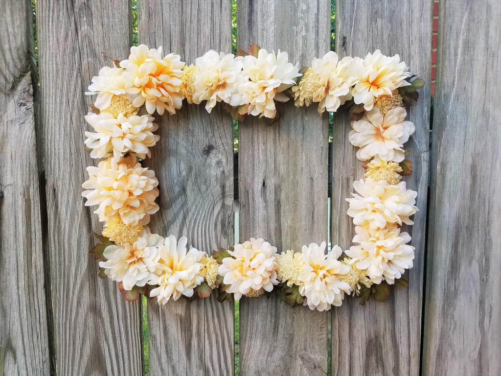 Wood Frame with&nbsp;Flowers