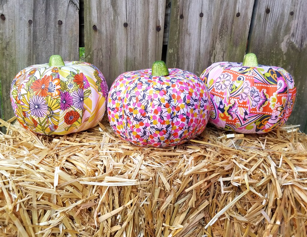 DIY Fabric Covered&nbsp;Pumpkins