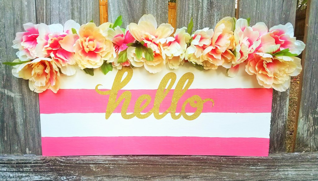 Turn a Piece of Cardboard into Wall&nbsp;Decor