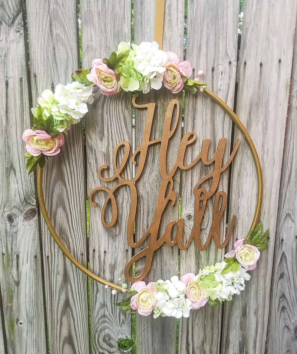 DIY Hula Hoop&nbsp;Wreath