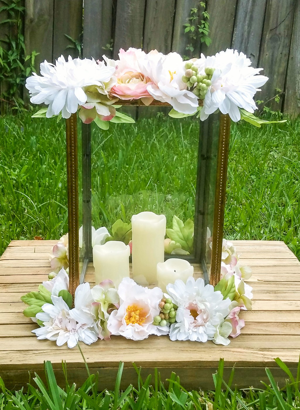 Friday Favorites #19: DIY Picture Frame&nbsp;Lantern